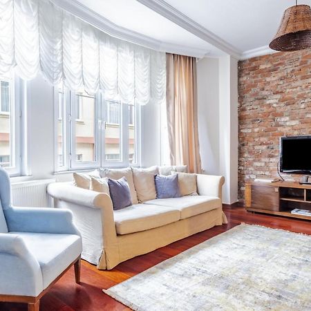 Centrally Located Apartment With Balcony In Sisli Istanbul Ngoại thất bức ảnh