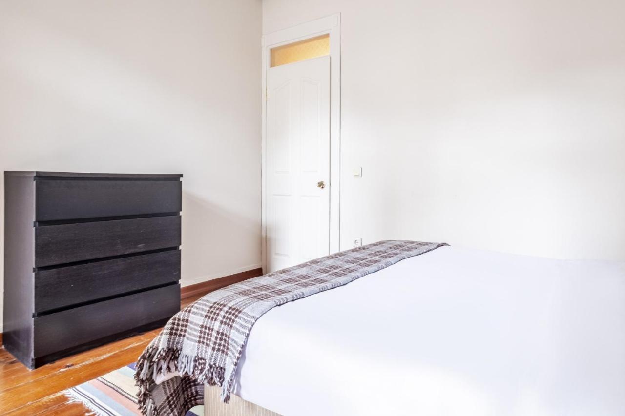 Centrally Located Apartment With Balcony In Sisli Istanbul Ngoại thất bức ảnh