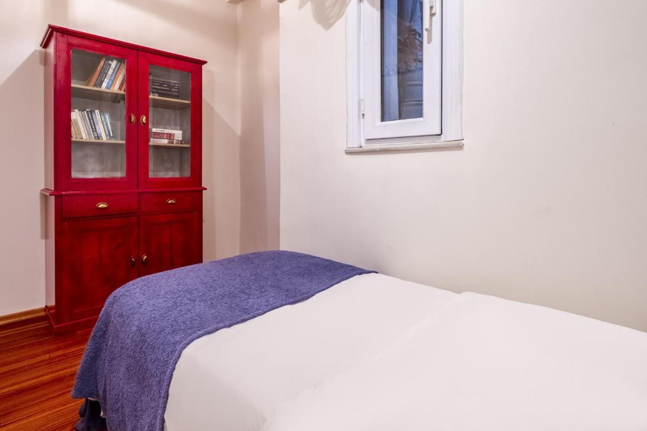 Centrally Located Apartment With Balcony In Sisli Istanbul Ngoại thất bức ảnh